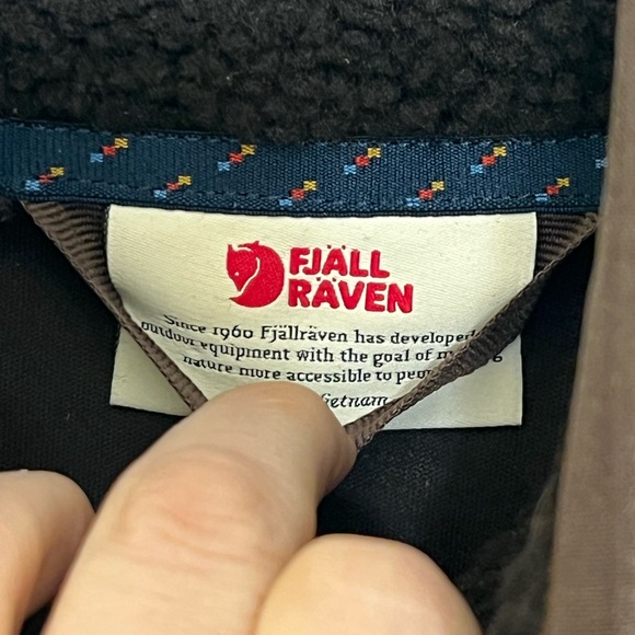 Fjallraven Black Fleece Jacket with Zipper - Picture 6 of 7